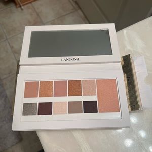 Lancome eyeshadows set new